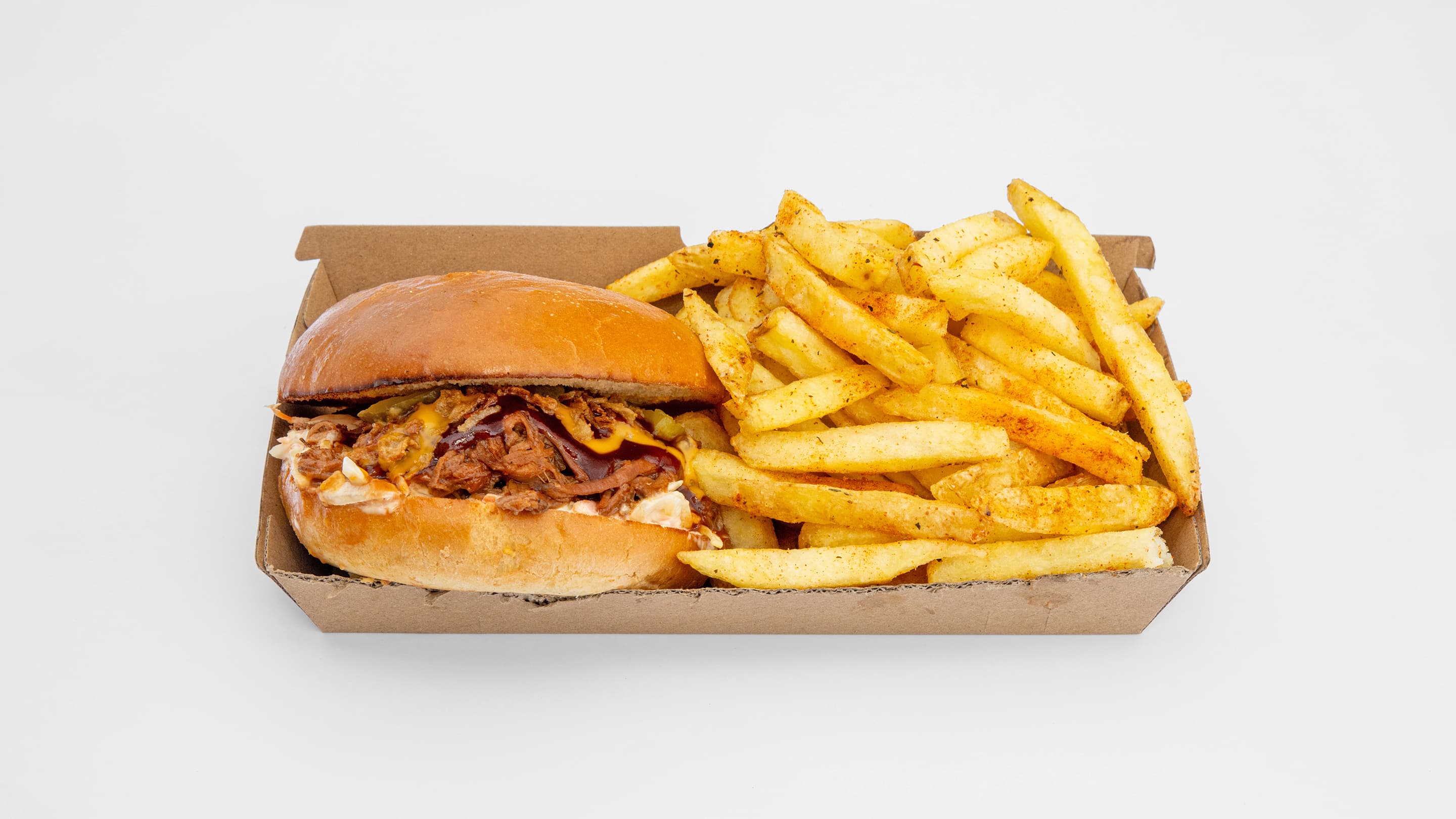 Beef brisket bun with chips